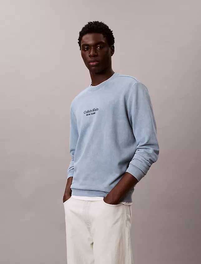 T-shirt med logotyp i frotté och rund hals T-shirt med logotyp i frotté och rund hals