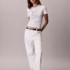 T-shirt med logotyp i grafisk stil T-shirt med logotyp i grafisk stil