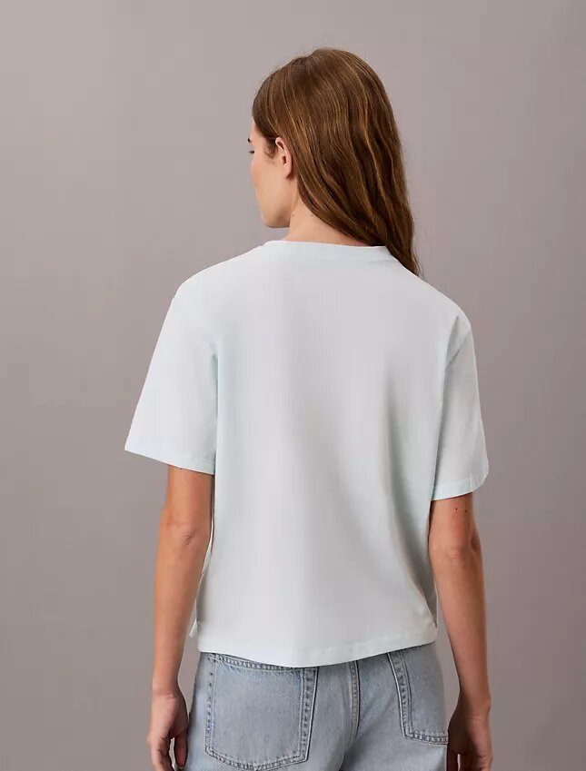 T-shirt med rund hals och stadsmotiv T-shirt med rund hals och stadsmotiv