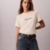 T-shirt med standardlogotyp, boxig passform och rund hals