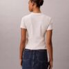 T-shirt med upphöjd logotyp i smal passform T-shirt med upphöjd logotyp i smal passform