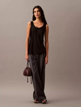 Tanktop i viskosatinsatin