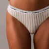 Thong med ikonisk logotyp Thong med ikonisk logotyp
