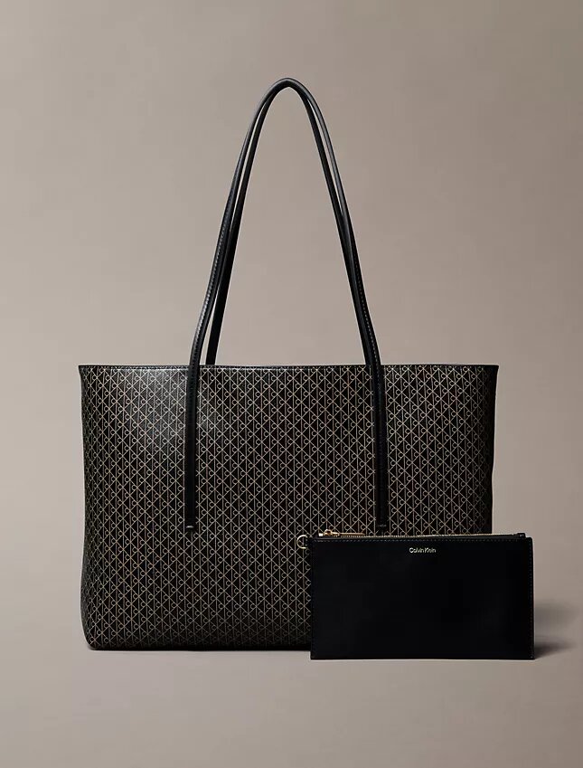 Tote-väska med emblem-logotyp över hela ytan och ficka Tote-väska med emblem-logotyp över hela ytan och ficka
