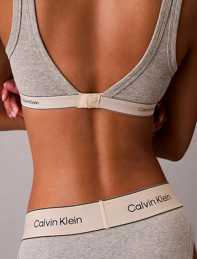 Traditionell, lätt fodrad triangel-Bralette i Cotton Stretch Traditionell, lätt fodrad triangel-Bralette i Cotton Stretch