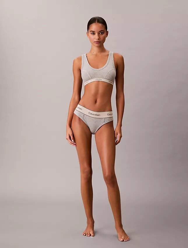 Traditionell, lätt fodrad triangel-Bralette i Cotton Stretch Traditionell, lätt fodrad triangel-Bralette i Cotton Stretch