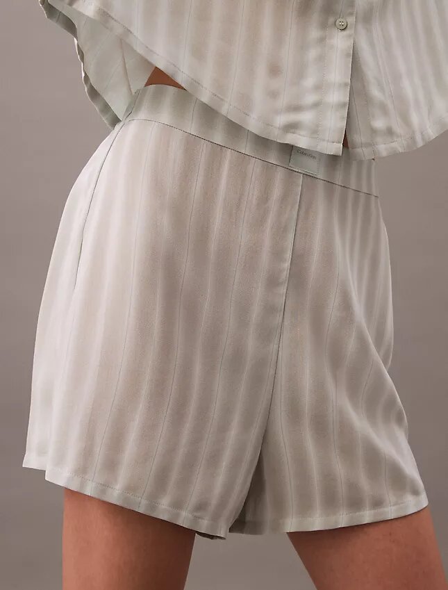 Vävda sovshorts i viskos Vävda sovshorts i viskos